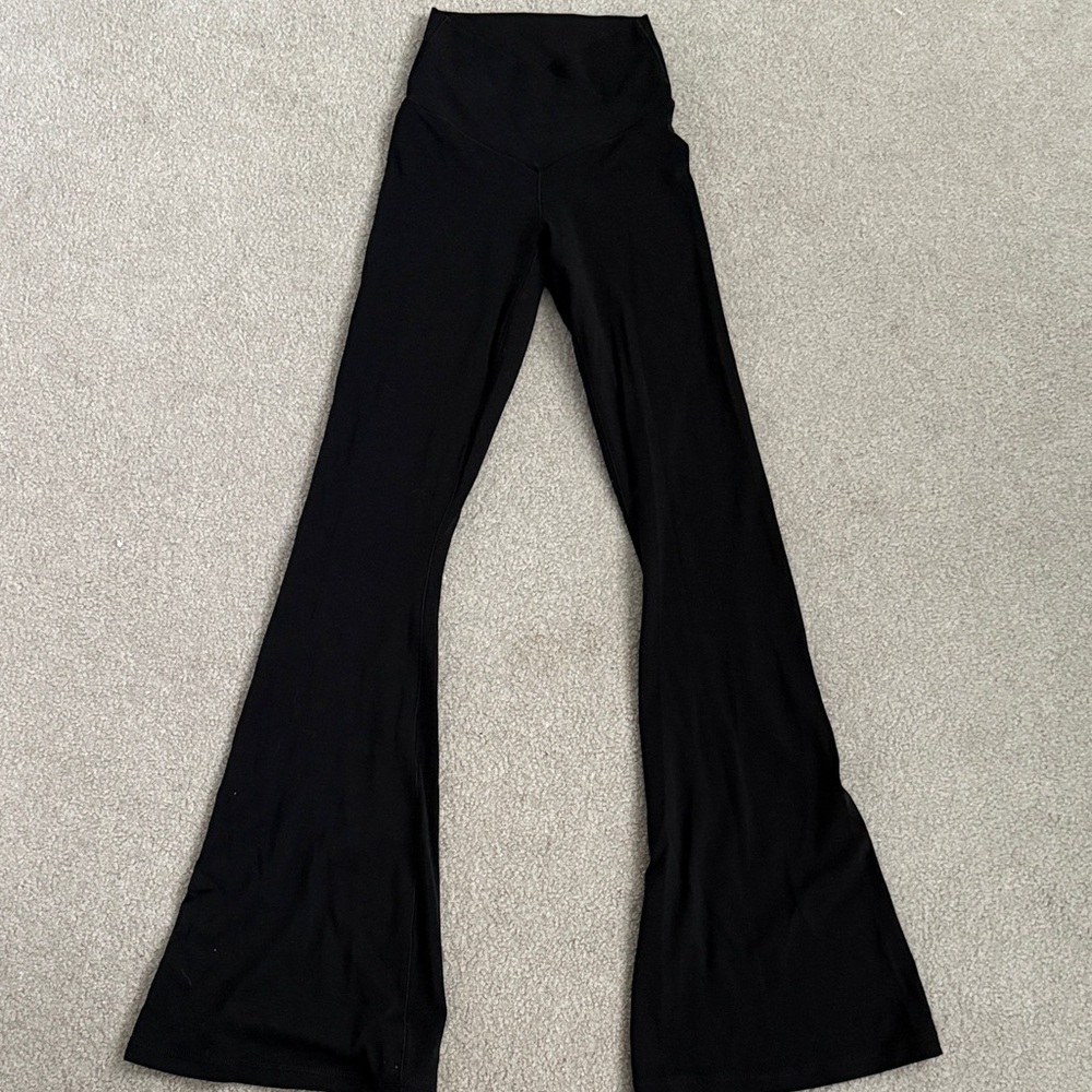 Aerie (Offline) XS Cross Waist Black Flared Leggings